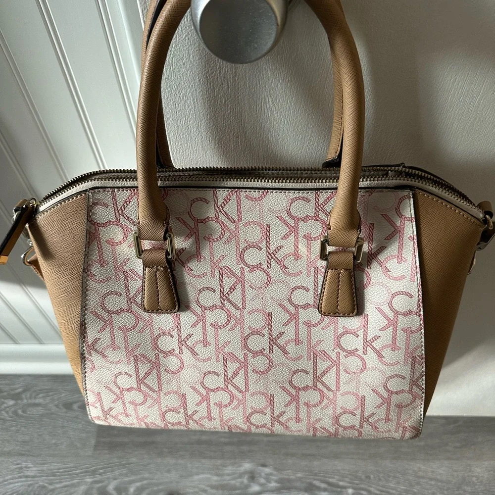 Calvin Klein Beige and Pink Satchel - Picture 2 of 10
